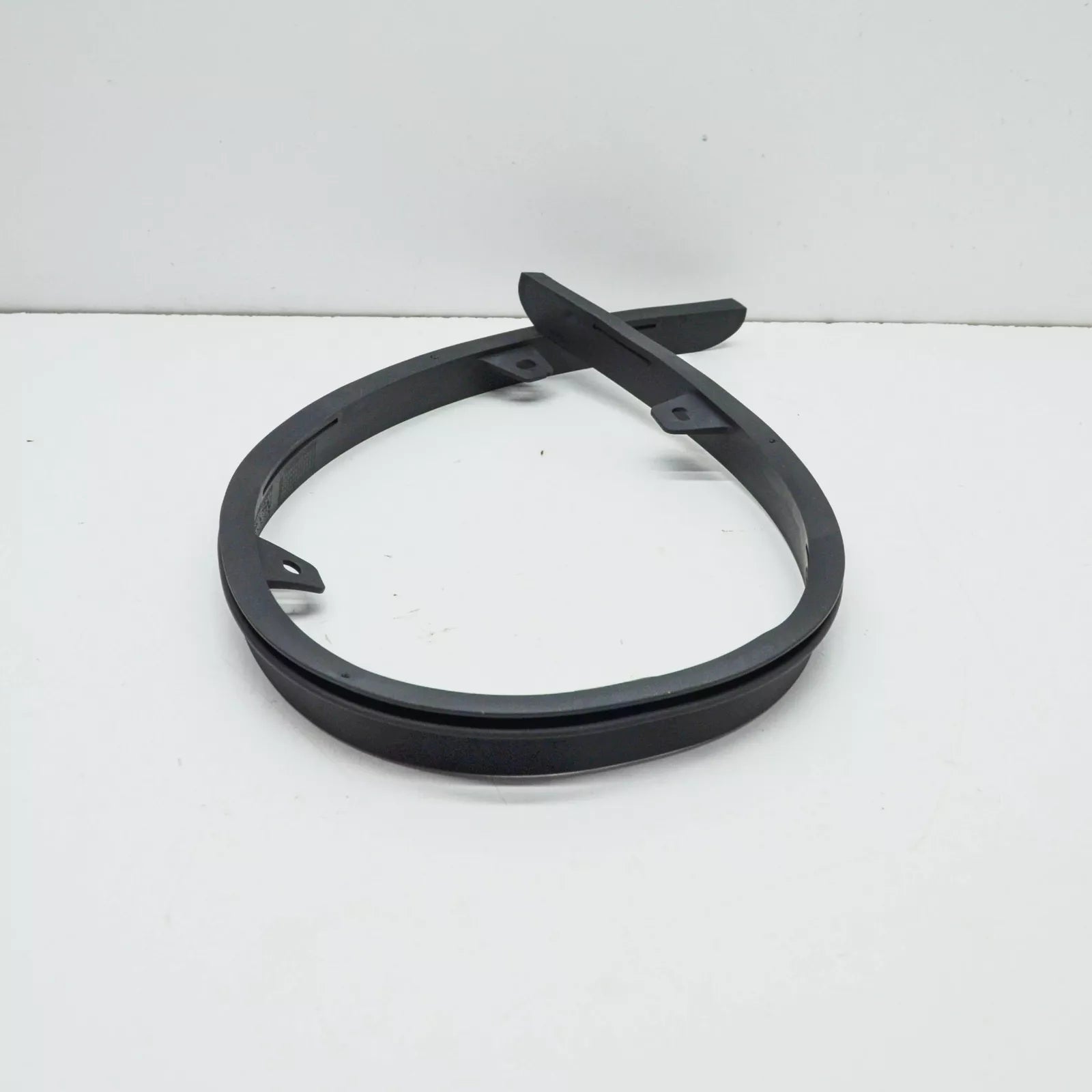 NEW BMW 2 GRAN COUPE M F44 FRONT BUMPER PRESSURE LIP LOWER STRIP 8077610