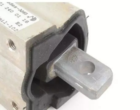 NEW MERCEDES-BENZ CLK C209 REAR ENGINE MOUNT A1712400118 ORIGINAL