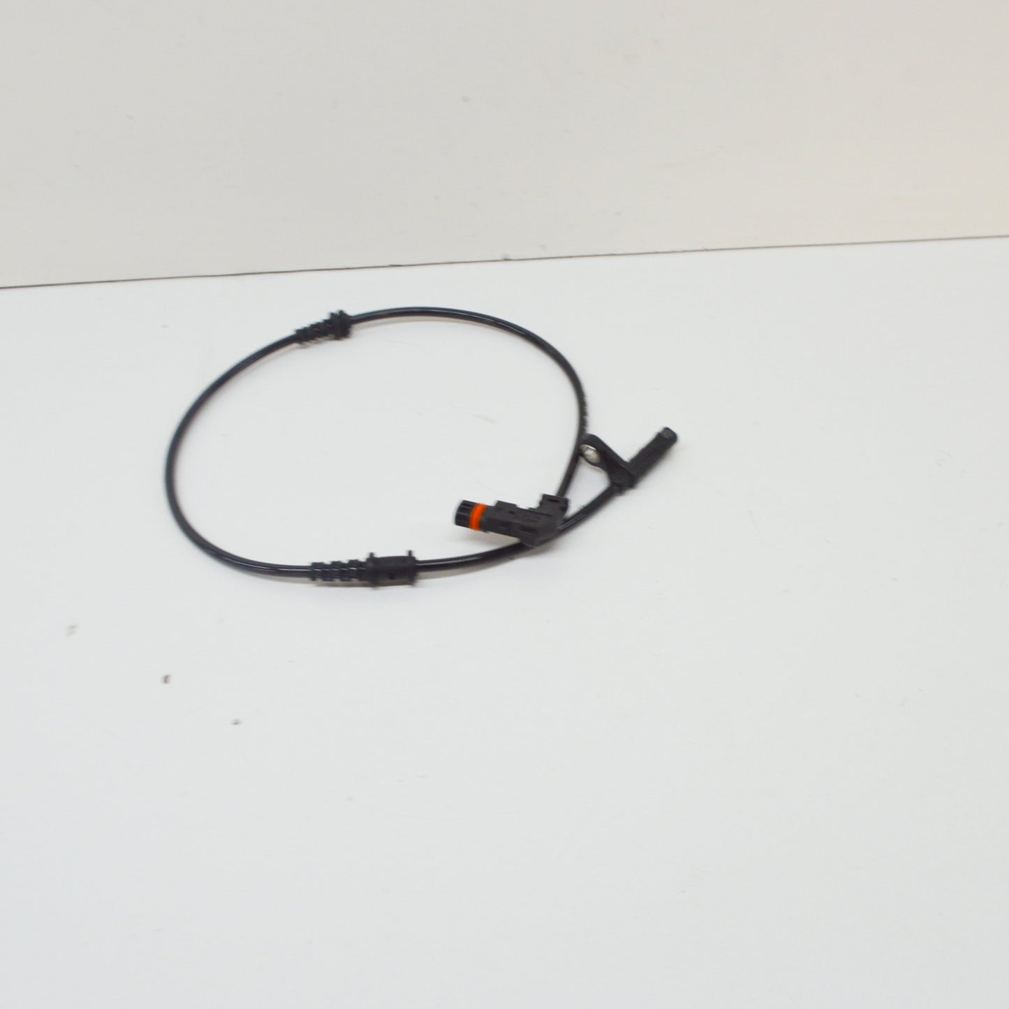 new mercedes-benz c w204 front abs speed sensor a2049054305 original