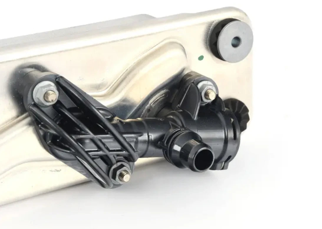 NEW BMW X6 E71,E72 AUTOMATIC TRANSMISSION OIL COOLER 17217647315 7647315