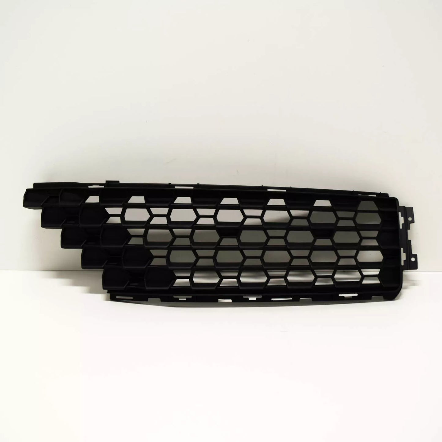 NEW AUDI R8 4S FRONT RIGHT OUTER GRILLE 4S0807698B3FZ