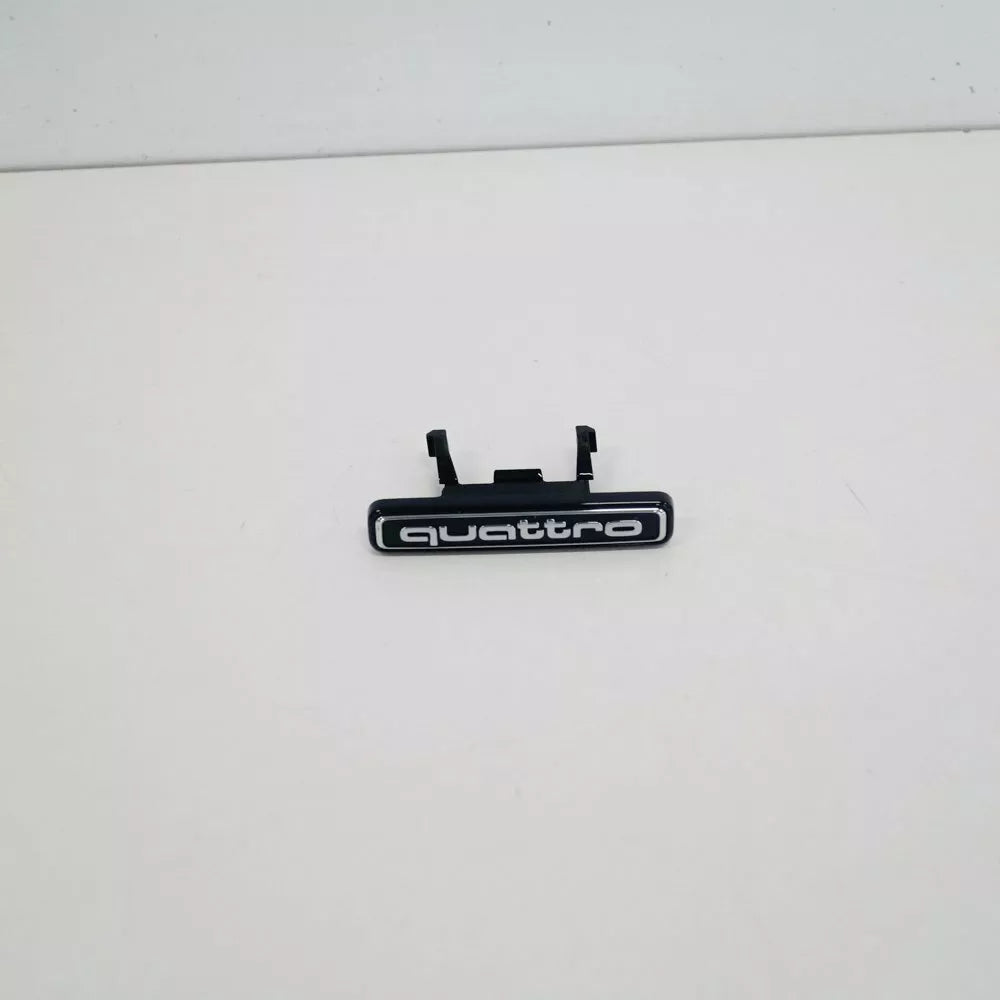 NEW AUDI Q5 8R QUATTRO TEXT BADGE 8R0853736C2ZZ ORIGINAL