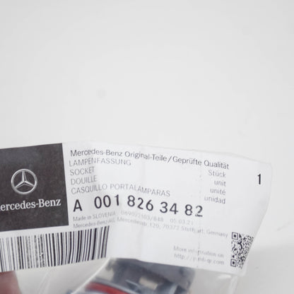 NEW MERCEDES-BENZ C W203 FRONT LEFT TURN SIGNAL LAMP HOLDER A0018263482 ORIGINAL