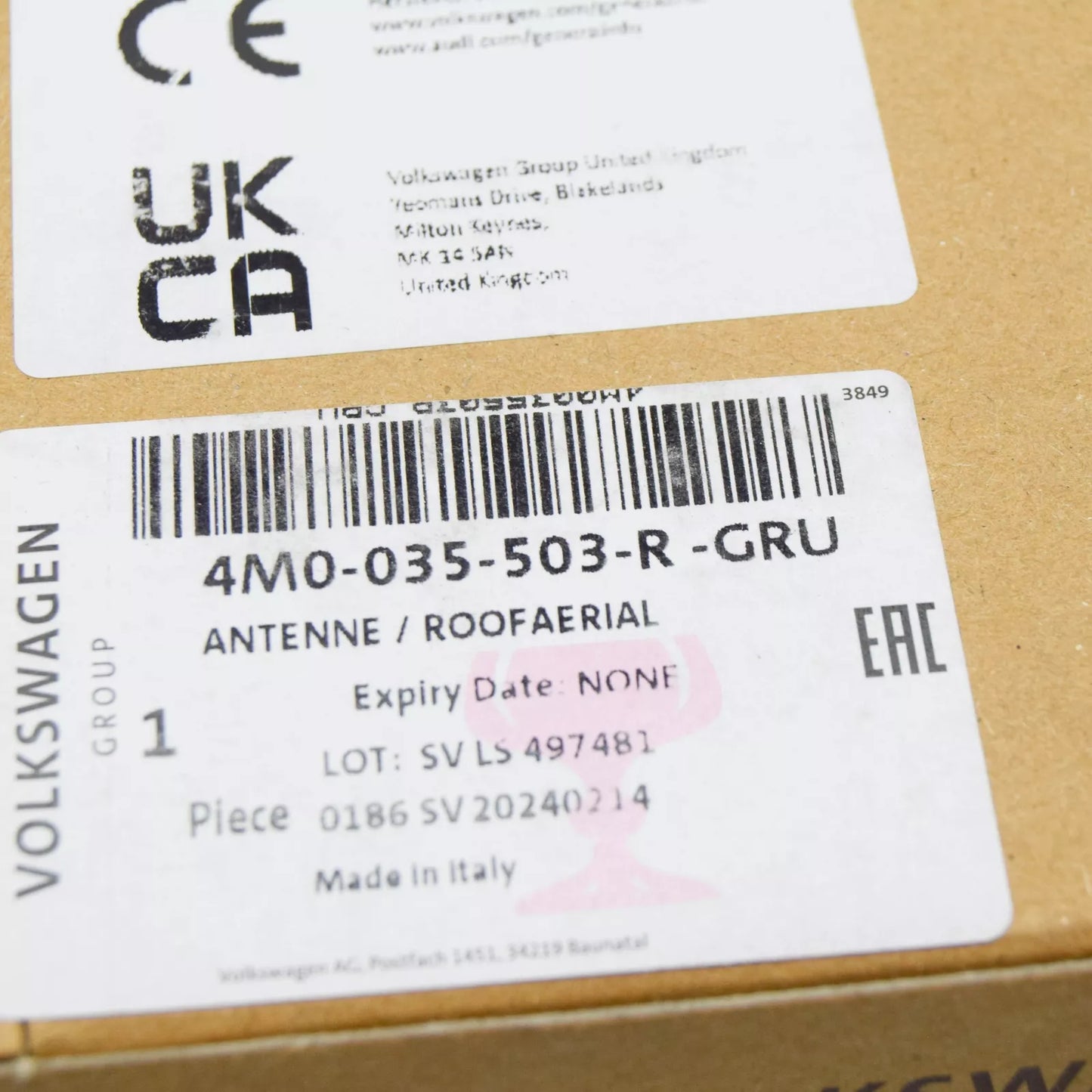 NEW AUDI Q5 FY ROOF ANTENNA 4M0035503RGRU 4M0035503R GRU ORIGINAL