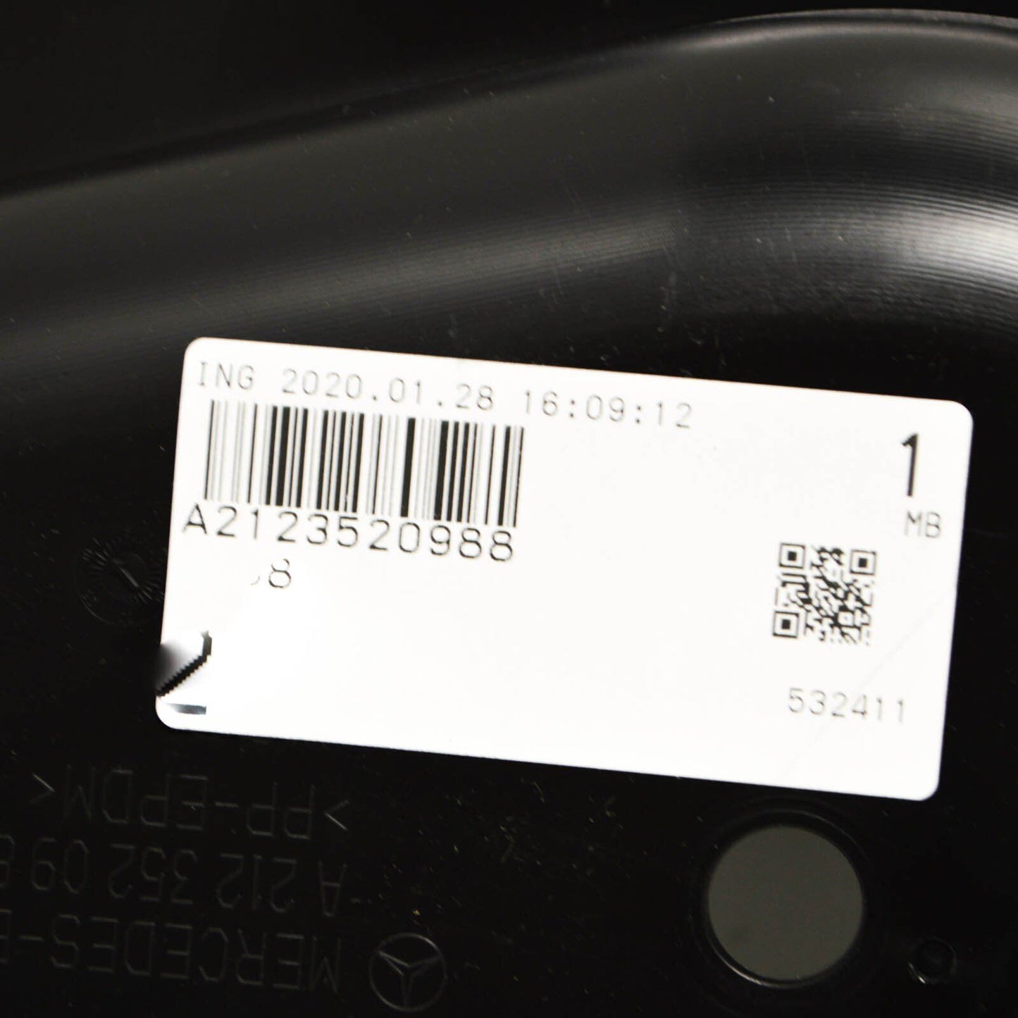 NEW MERCEDES-BENZ E W212 REAR RIGHT SPRING CONTROL ARM COVER A2123520988