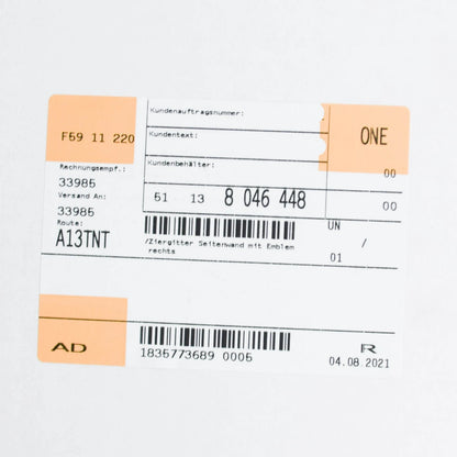 NEW BMW M3 E90 FRONT WING TRIM GRILL WITH EMBLEM RIGHT 51138046448 8046448