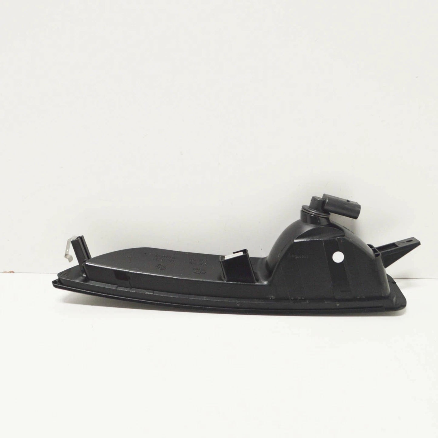 NEW VW BEETLE REAR BUMPER LEFT SIDE REVERSE LIGHT 1C0941071G