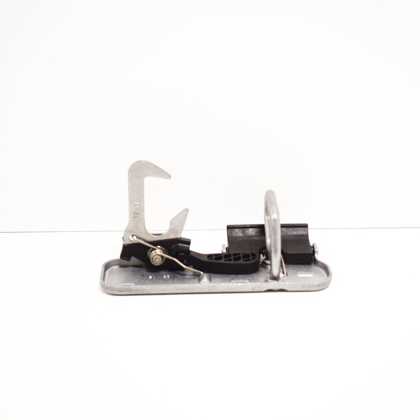 NEW VW GOLF IV 1J5 BONNET RELEASE LOCK LATCH MECHANISM 1K0823480 ORIGINAL