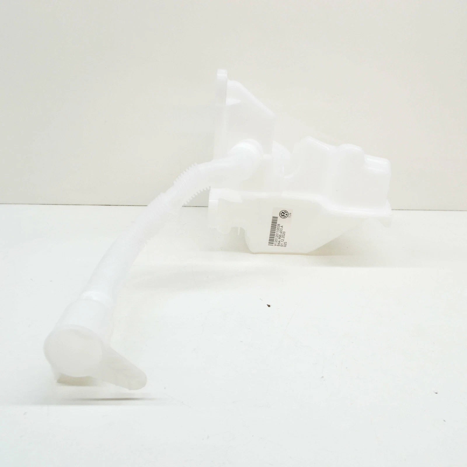 NEW VOLKSWAGEN TIGUAN AD MK2 WINDSHIELD WASHER RESERVOIR TANK 5NA955453A