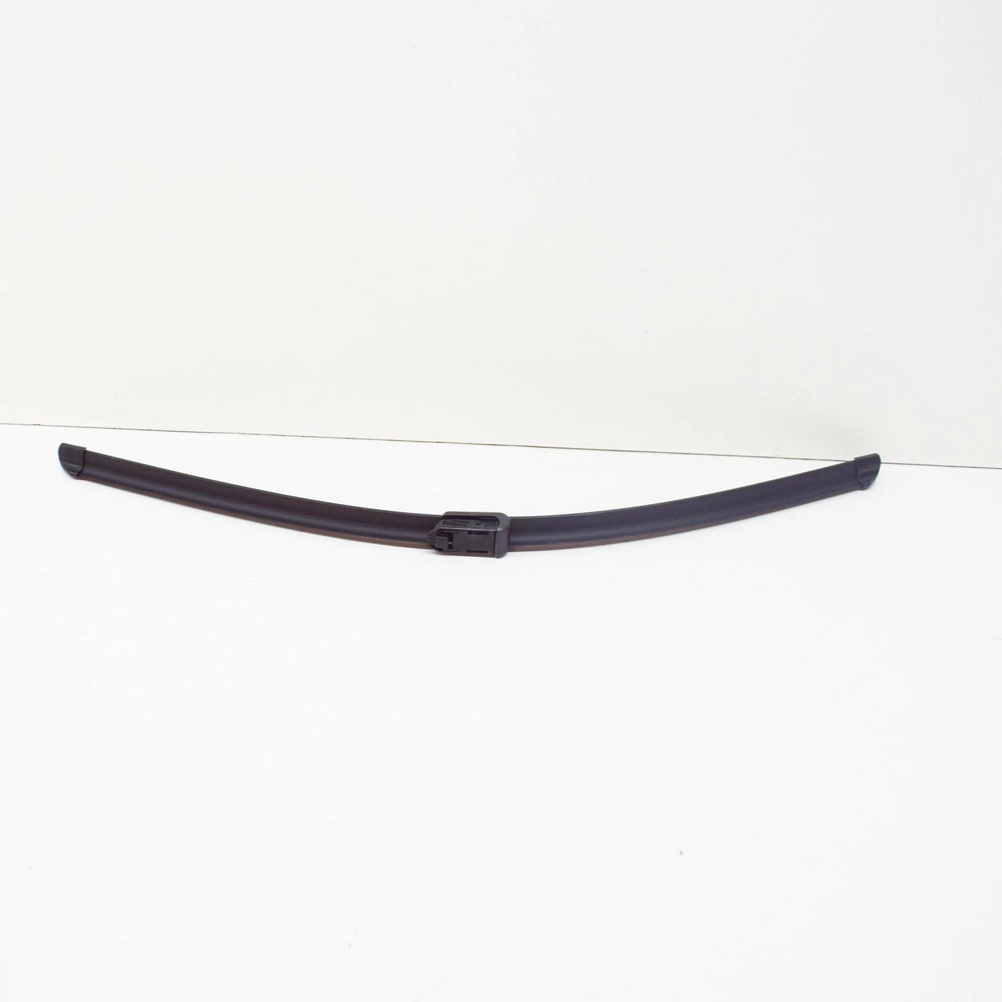 NEW VW EOS 1F7 FRONT WIPER BLADE SET 1Q1998002 LHD