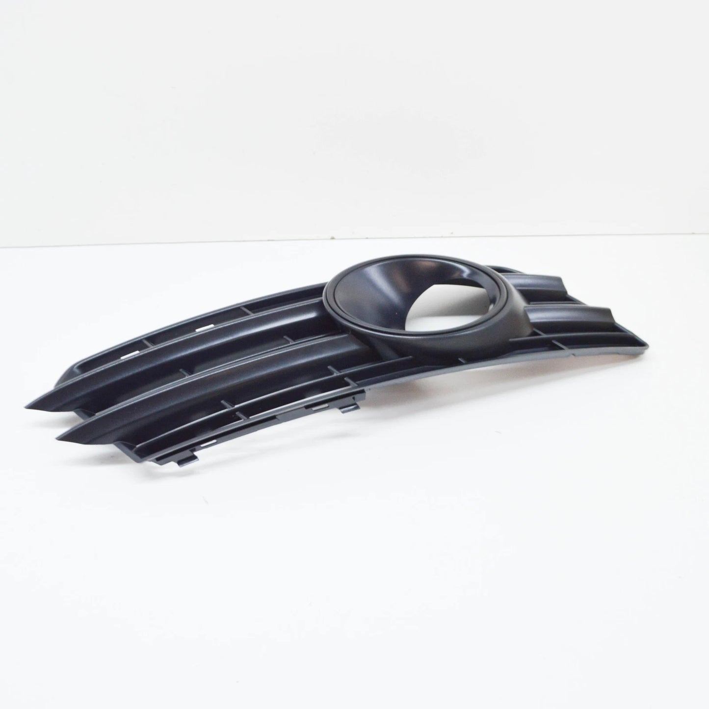 NEW AUDI A7 SPORTBACK 4GA, 4GF FRONT RIGHT GRILL 4G8807648AZDE ORIGINAL