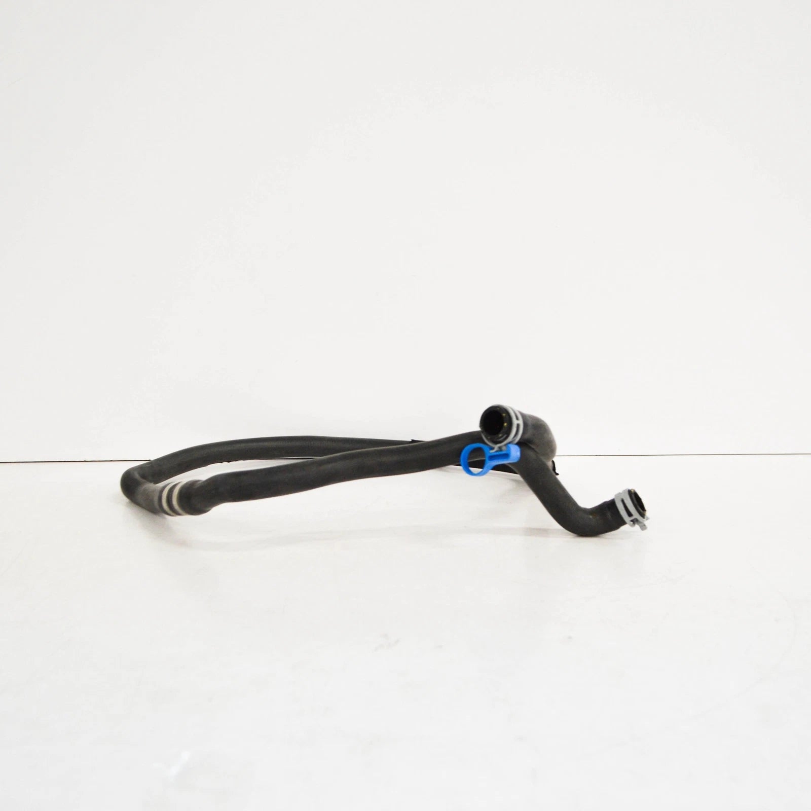 NEW BMW 7 G11 WATER COOLANT PIPE HOSE 64219321611 ORIGINAL