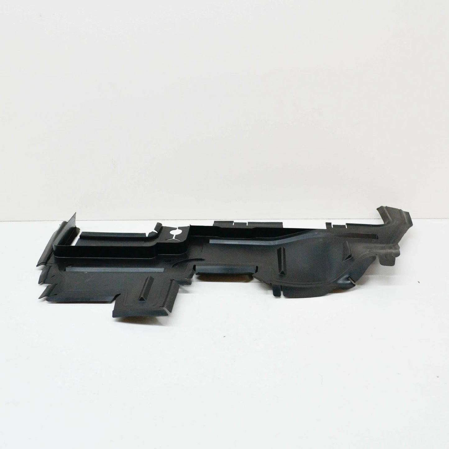 NEW AUDI A6 C7 RADIATOR LEFT AIR GUIDE 4G0121283BC