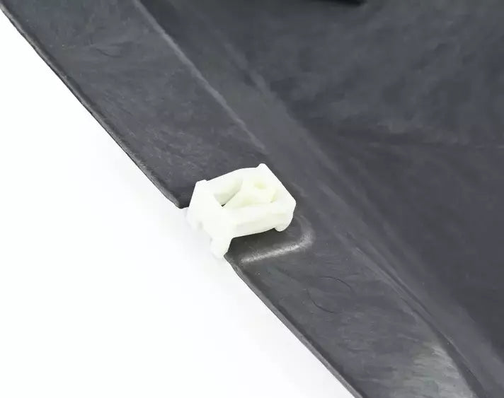 NEW BMW X3 M F97 FRONT RIGHT WHEEL HOUSING BOTTOM COVER 51718066312 ORIGINAL