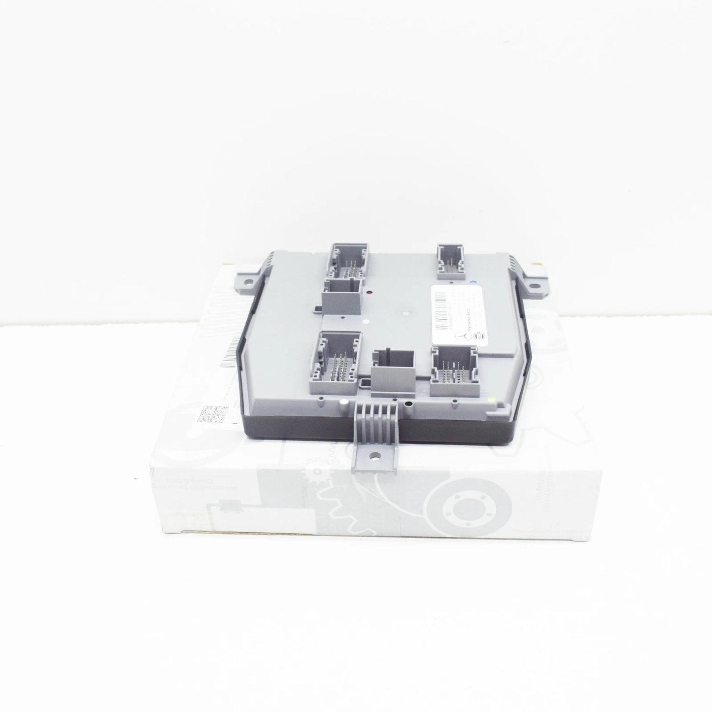 NEW MB E W213 SIGNAL ACQUISITION ACTUATION CONTROL MODULE A2139008626 ORIGINAL