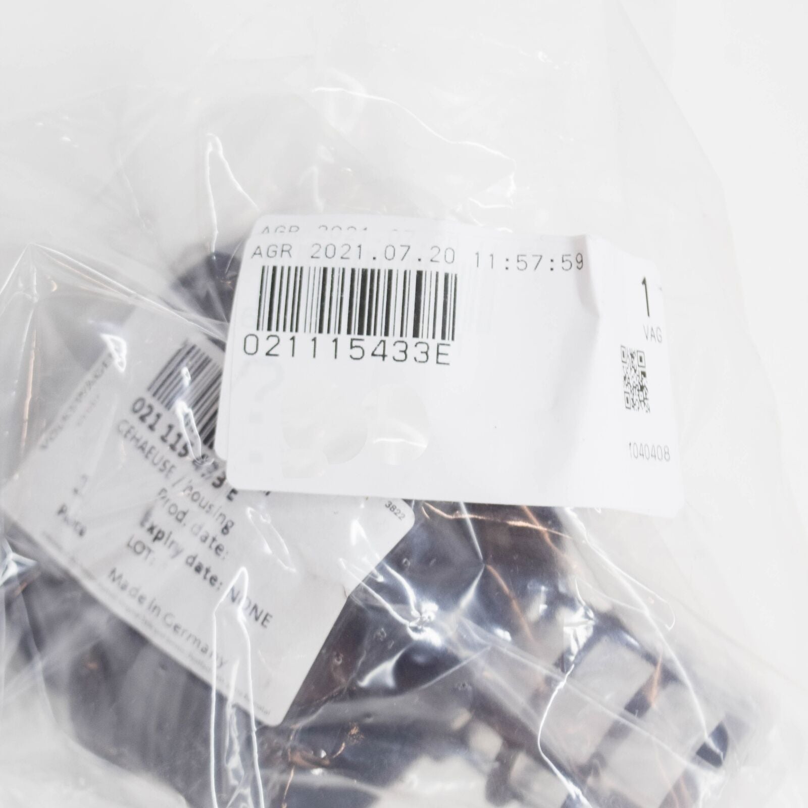 NEW VOLKSWAGEN PHAETON 3D OIL FILTER HOUSING CAP 021115433E ORIGINAL