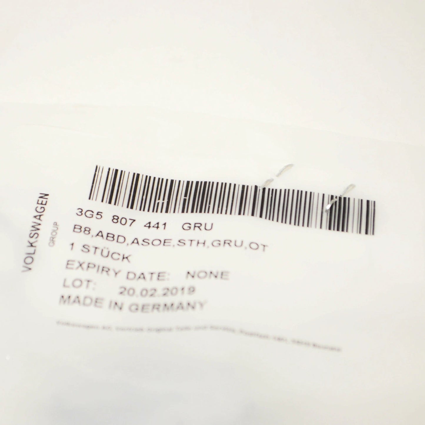 NEW VW PASSAT B8 REAR BUMPER TOW HOOK EYE CAP COVER 3G5807441GRU