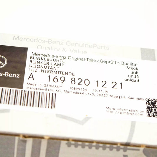 NEW MERCEDES BENZ A CLASS W169 RIGHT MIRROR TURN SIGNAL A1698201221