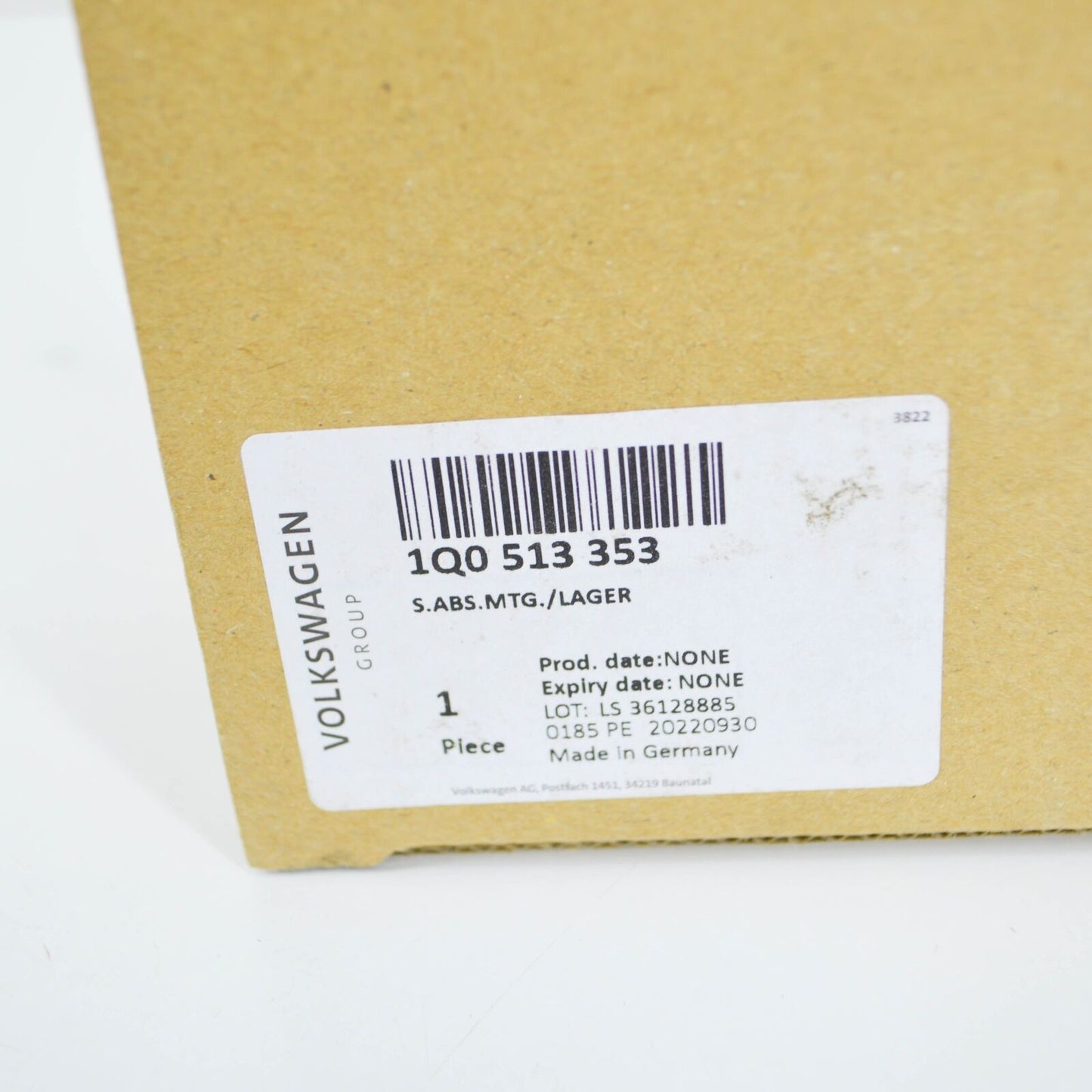 NEW VOLKSWAGEN EOS REAR SHOCK ABSORBER UPPER MOUNT 1Q0513353 ORIGINAL