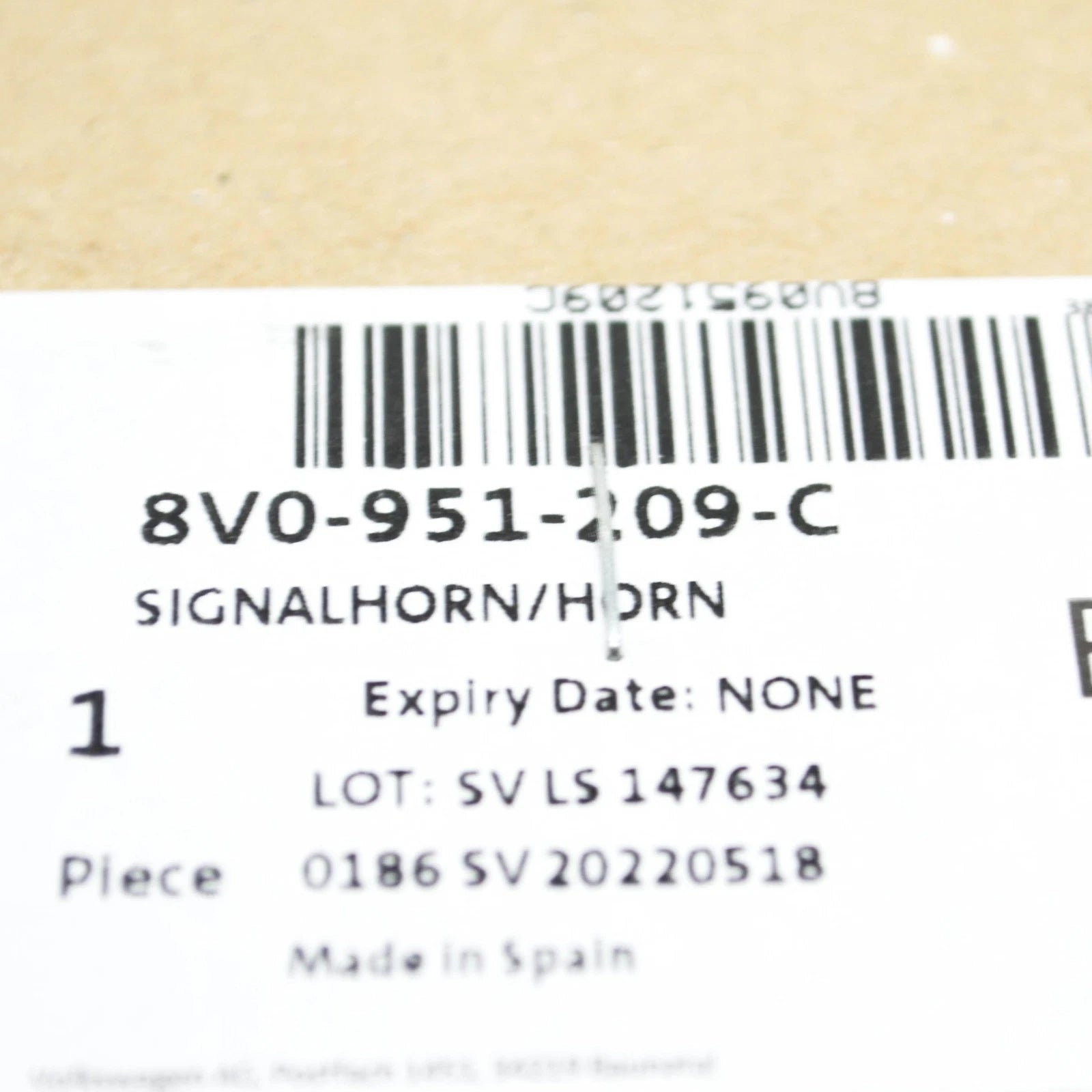 NEW AUDI A3 8V LEFT SIDE HIGH TONE SIGNAL HORN 8V0951209C