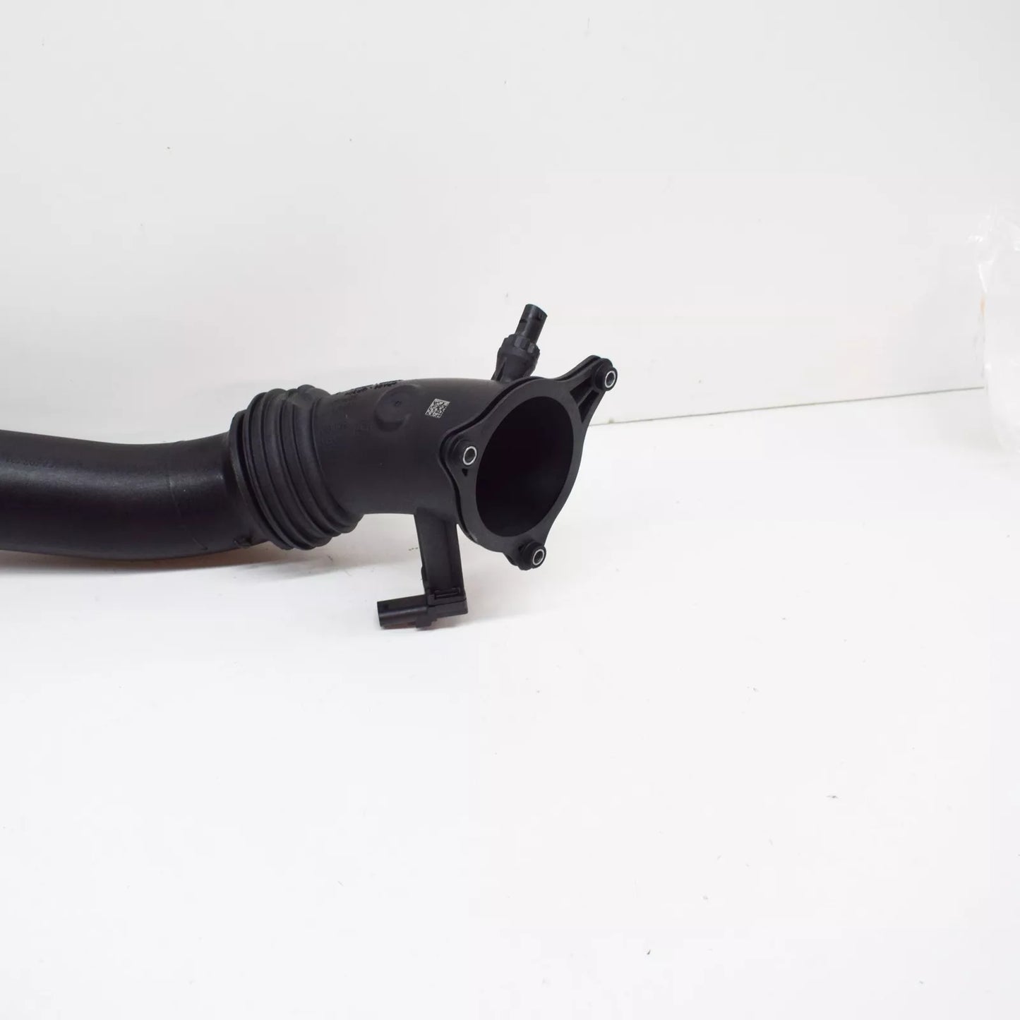 NEW BMW 3 F30 TURBOCHARGER AIR CHARGE HOSE 13718601683 8601683 ORIGINAL