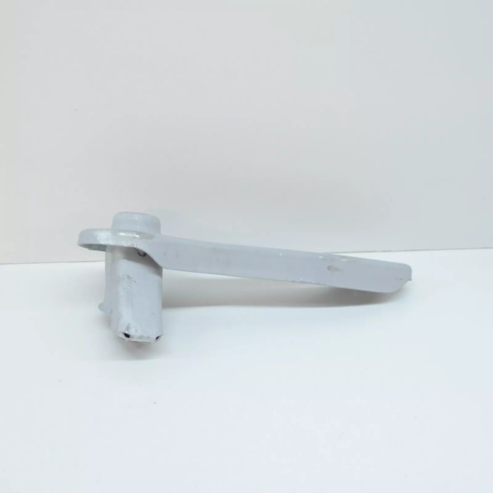 NEW BMW 1 E81 REAR AXLE LEFT PUSH ROD 33326784315 6784315 ORIGINAL