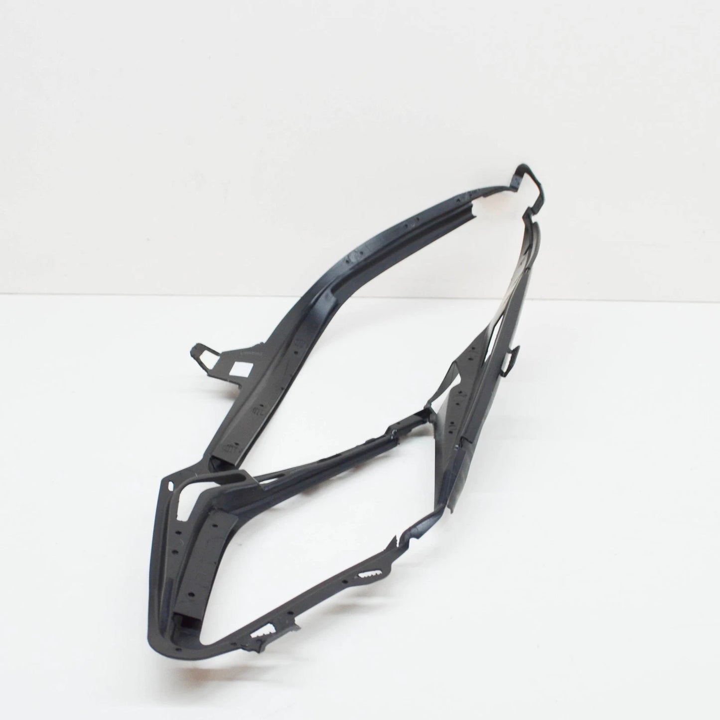 NEW MERCEDES BENZ E W212 FRONT LEFT HEADLIGHT SEAL A2128260591 ORIGINAL