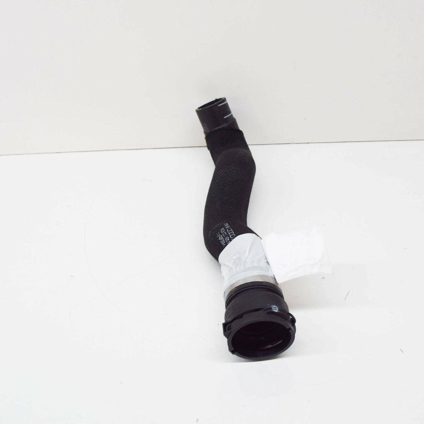 NEW AUDI A8 4H LOWER ENGINE COOLANT HOSES 4E0121101AC