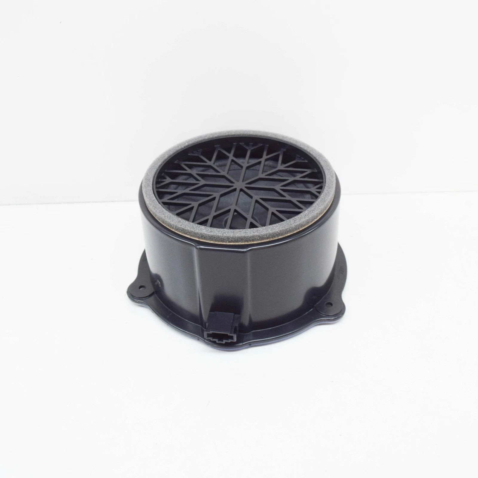 NEW AUDI A6 C6 REAR DOOR MID RANGE BASS SPEAKER 4F0035415