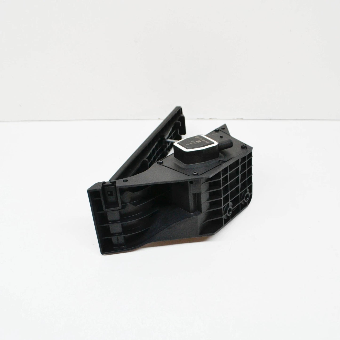 NEW MERCEDES-BENZ GLK X204 ACCELERATOR PEDAL A2043001000 ORIGINAL