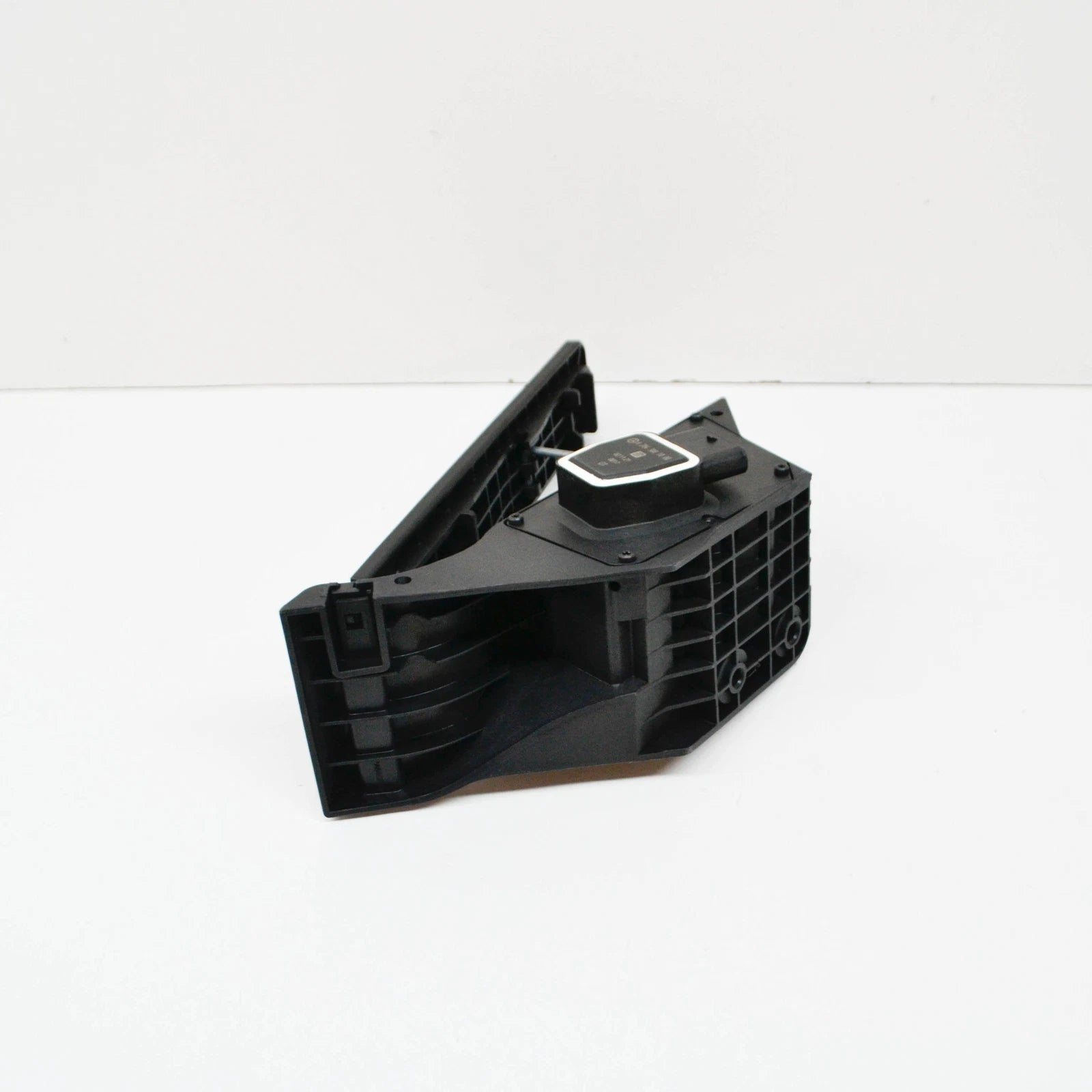 NEW MERCEDES-BENZ GLK X204 ACCELERATOR PEDAL A2043001000 ORIGINAL