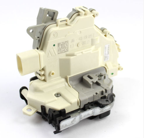 new volkswagen touareg 7l rear left door lock 4g0839015e original