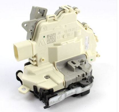 new volkswagen touareg 7l rear left door lock 4g0839015e original