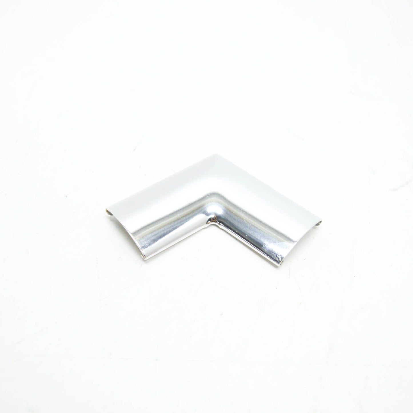 NEW MERCEDES-BENZ W123 WINDSHIELD OUTER MOLDING A1236711930 ORIGINAL