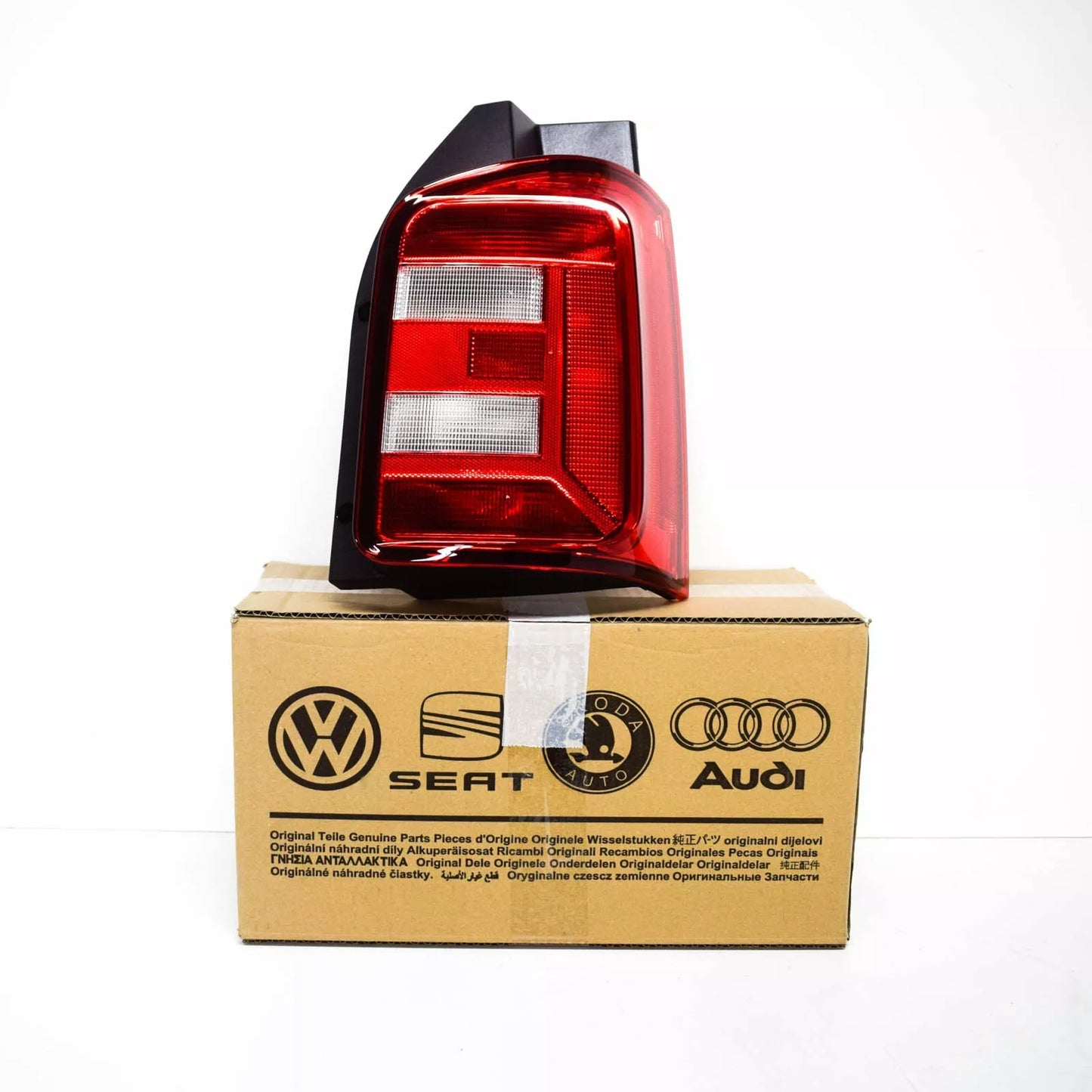 NEW VW TRANSPORTER T6 REAR RIGHT SIDE TAILLIGHT LAMP 7E0945096T