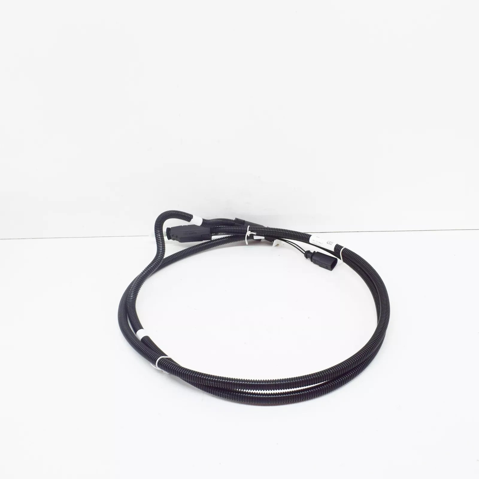 NEW VOLKSWAGEN PASSAT B8 REDUCTION AGENT SUPPLY LINE 561131984E