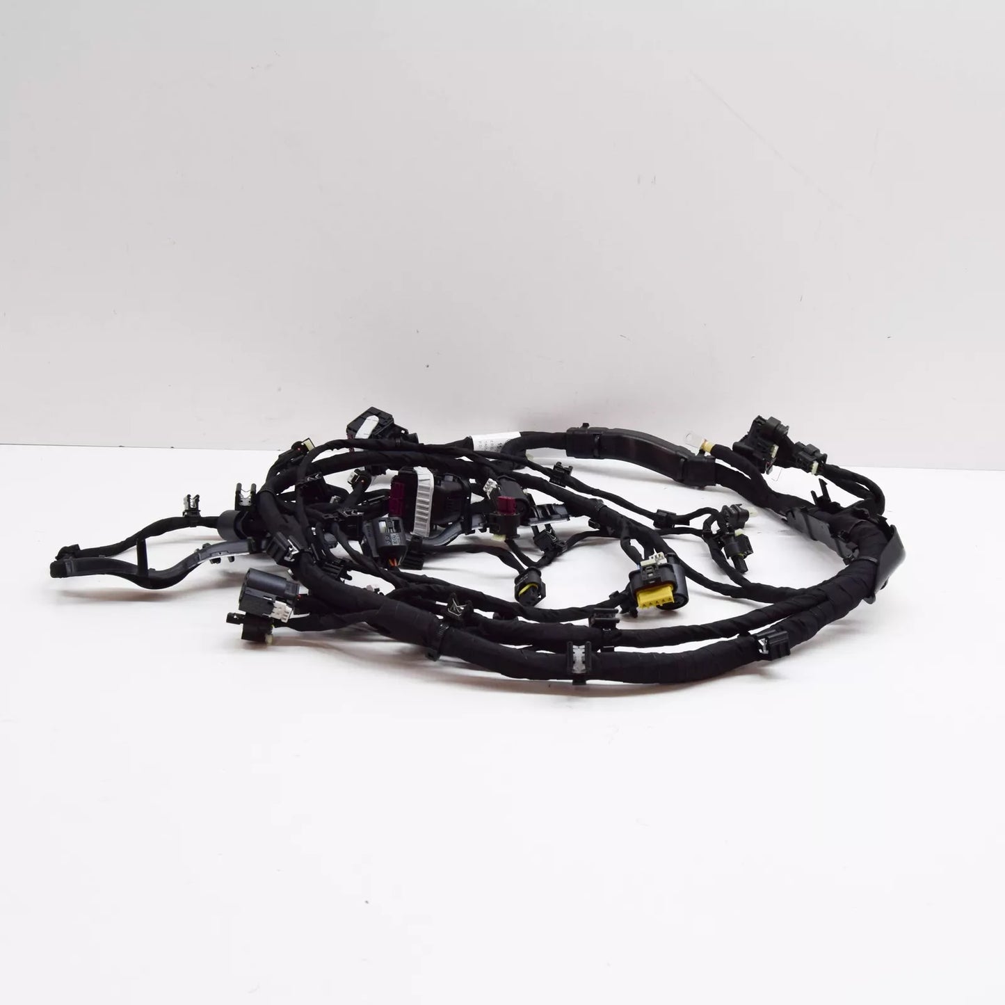 NEW MERCEDES-BENZ S W222 ENGINE WIRING HARNESS A2561507100 ORIGINAL