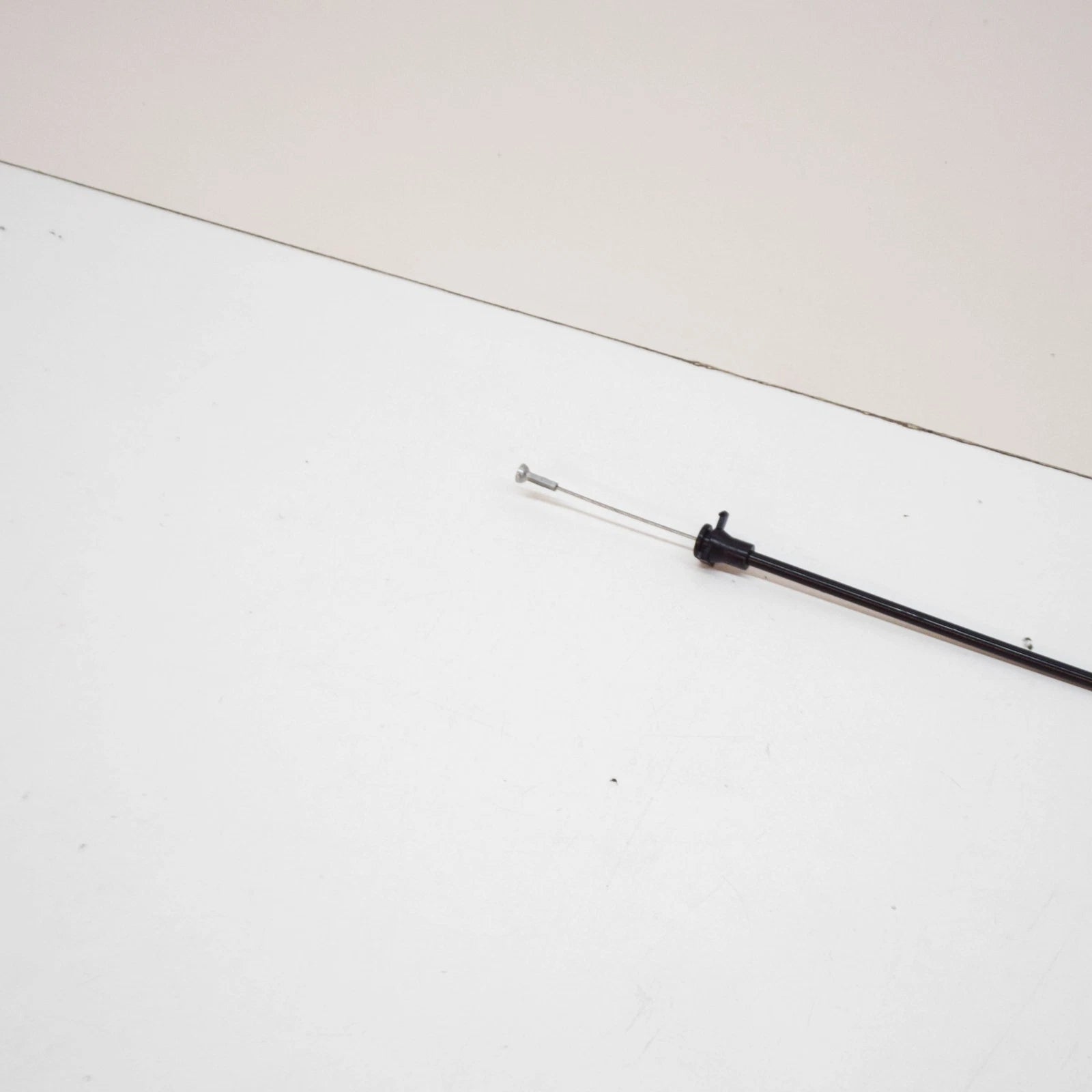 NEW AUDI A6 C7 FRONT HOOD LATCH BONNET RELEASE CABLE CENTER 4G0823531A ORIGINAL