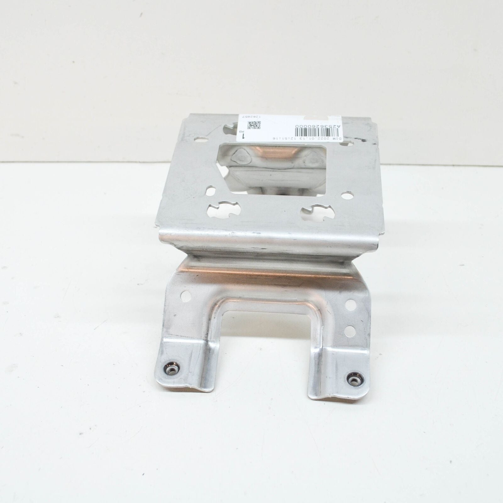 NEW MB GLC X253 FRONT CRUISE CONTROL SENSOR BRACKET A2536260000 ORIGINAL