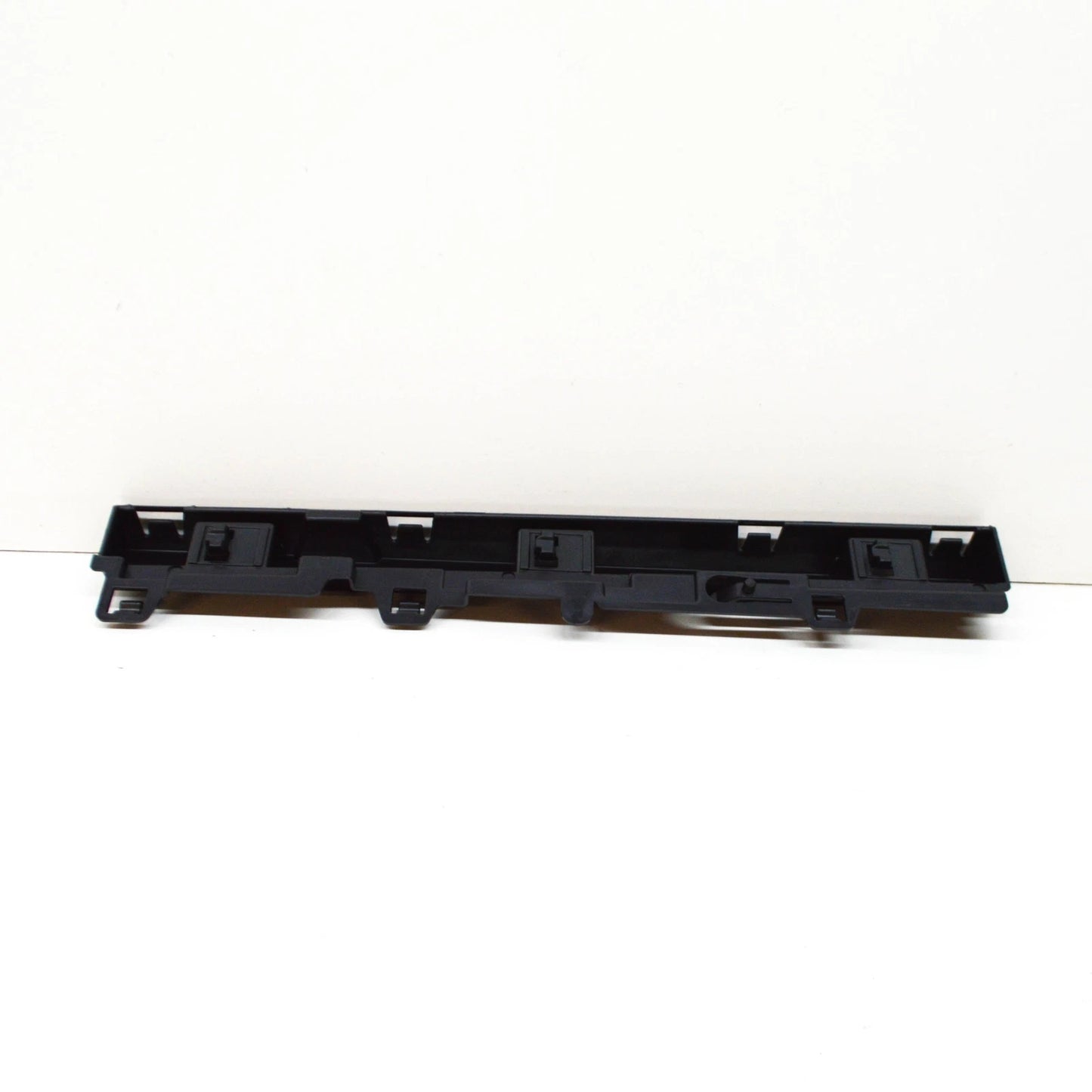NEW BMW 3 F30 FRONT RIGHT SILL COVER SUPPORTING LEDGE 51777256916 ORIGINAL