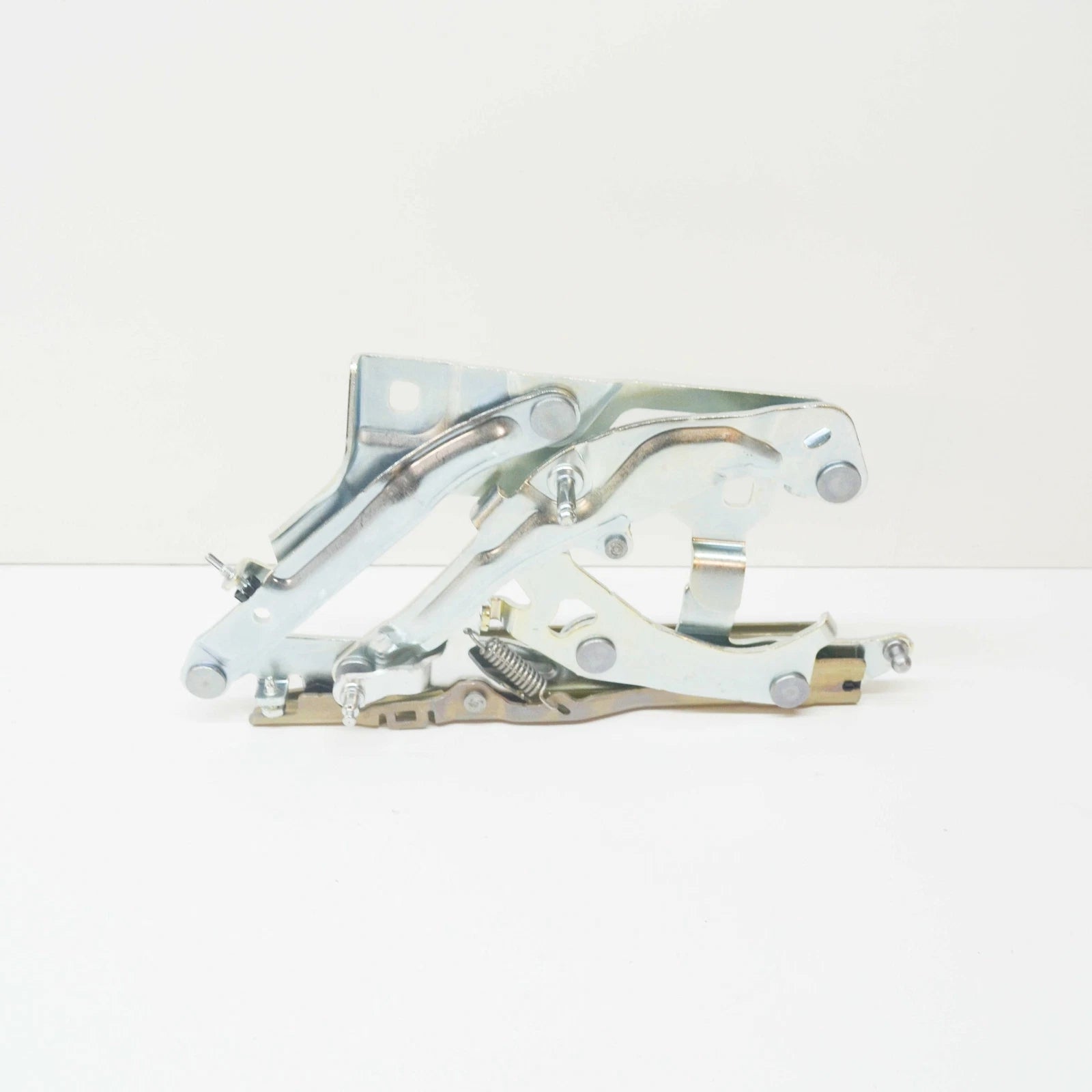 NEW AUDI Q5 FRONT LEFT BONNET HINGE 80A823301D 2019