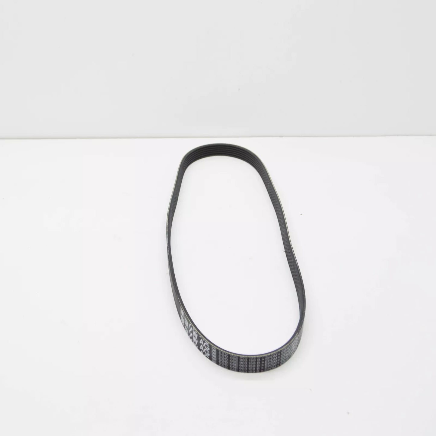 NEW VOLKSWAGEN GOLF MK8 ALTERNATOR POLY-V-BELT 05E903159B ORIGINAL