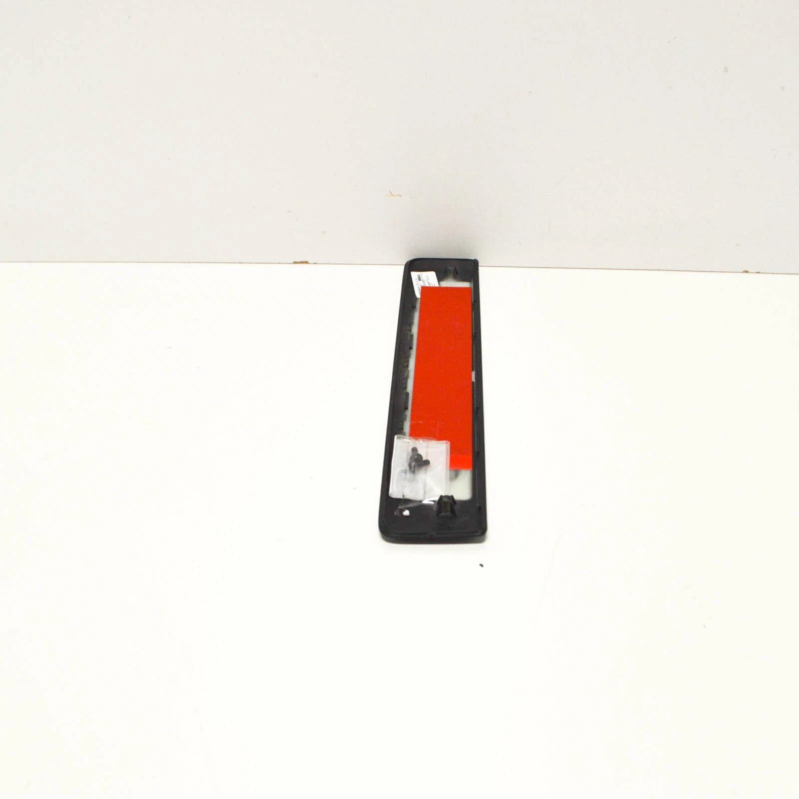 NEW VW TRANSPORTER T6 REAR LID GRIP MOLDING TRIM PLATE 7E0829139 3FZ