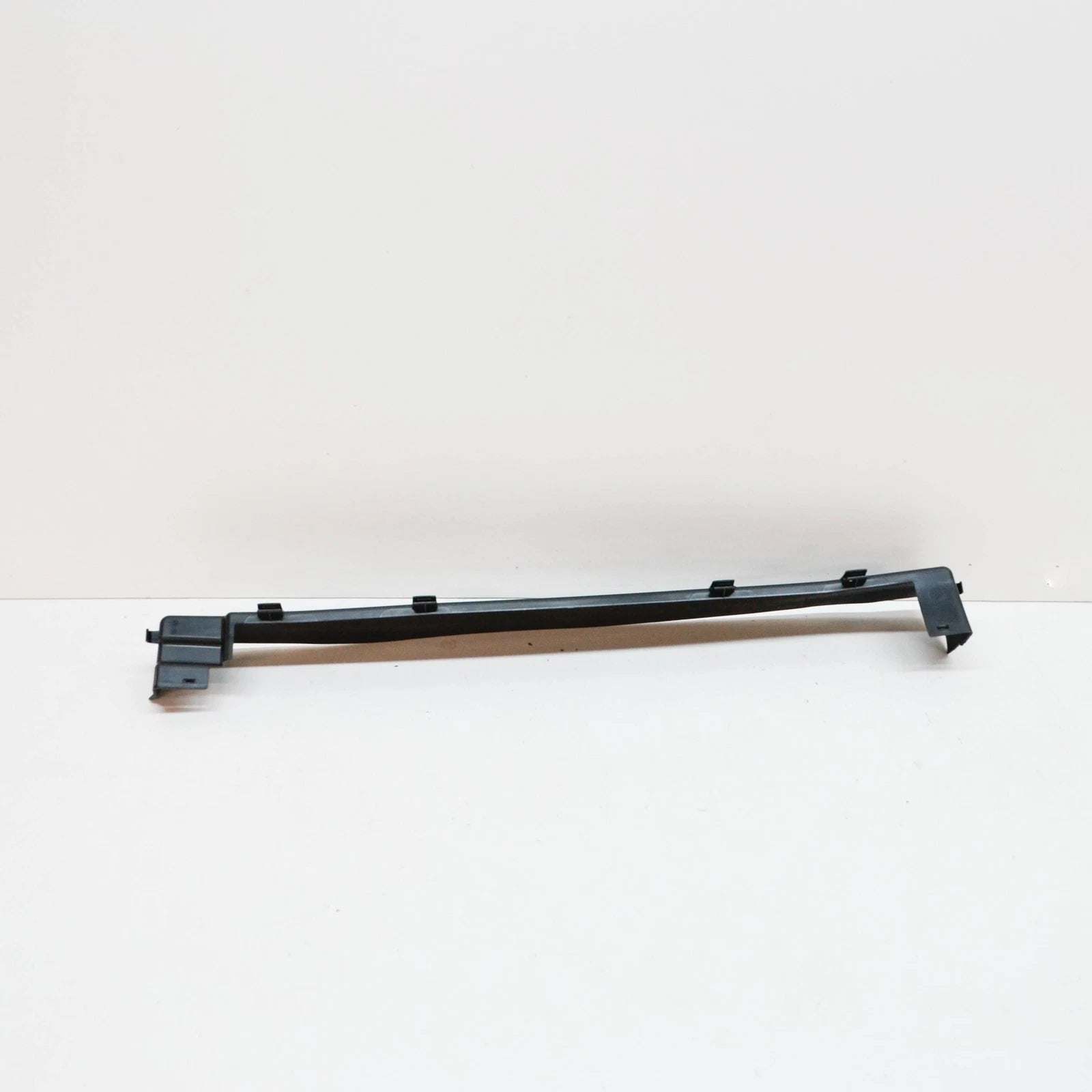 NEW AUDI Q3 F3 RADIATOR LOWER AIR GUIDE 83A121286H ORIGINAL