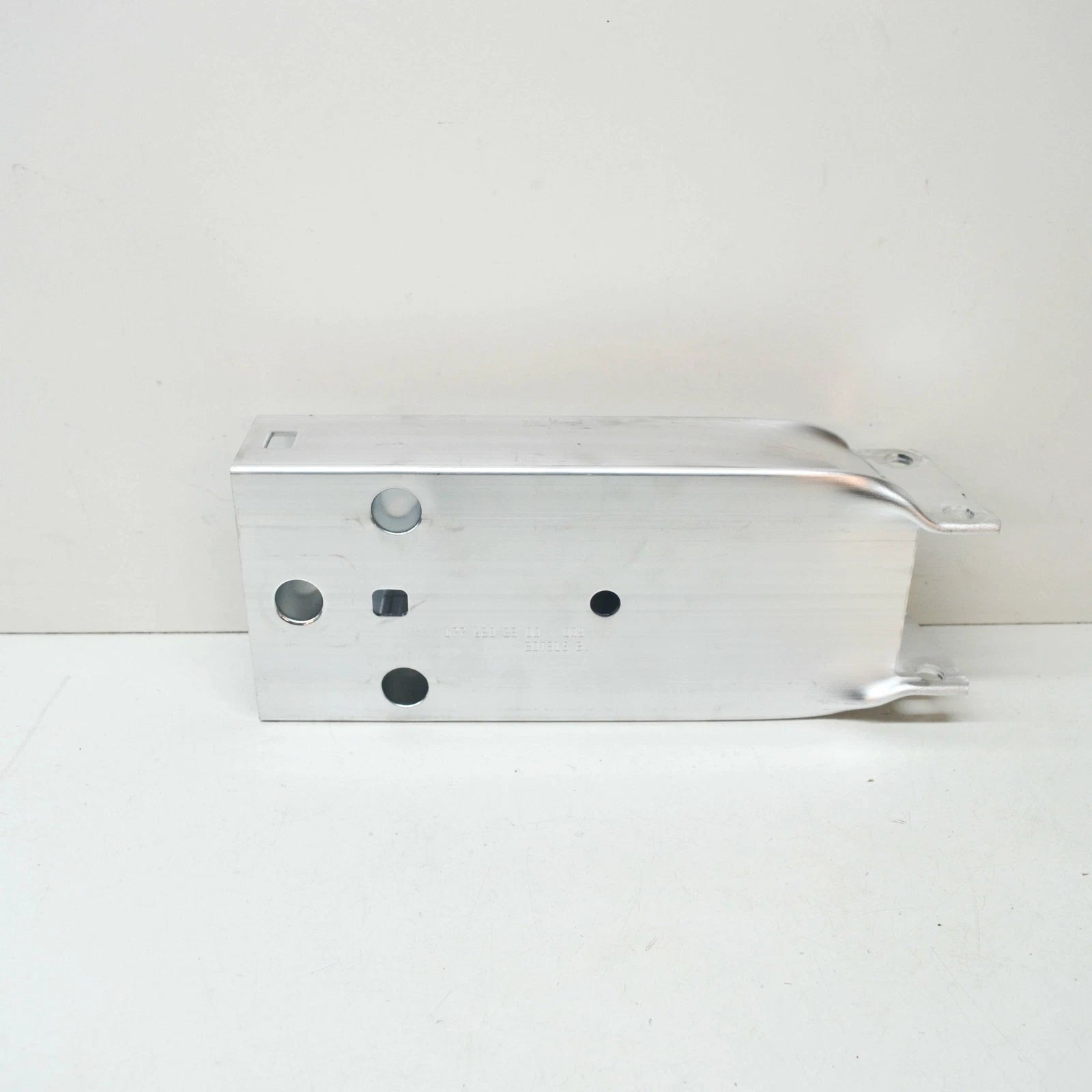 NEW MB A W177 FRONT BUMPER CRASH REINFORCEMENT IMPACT BAR BRACKET A1776202300