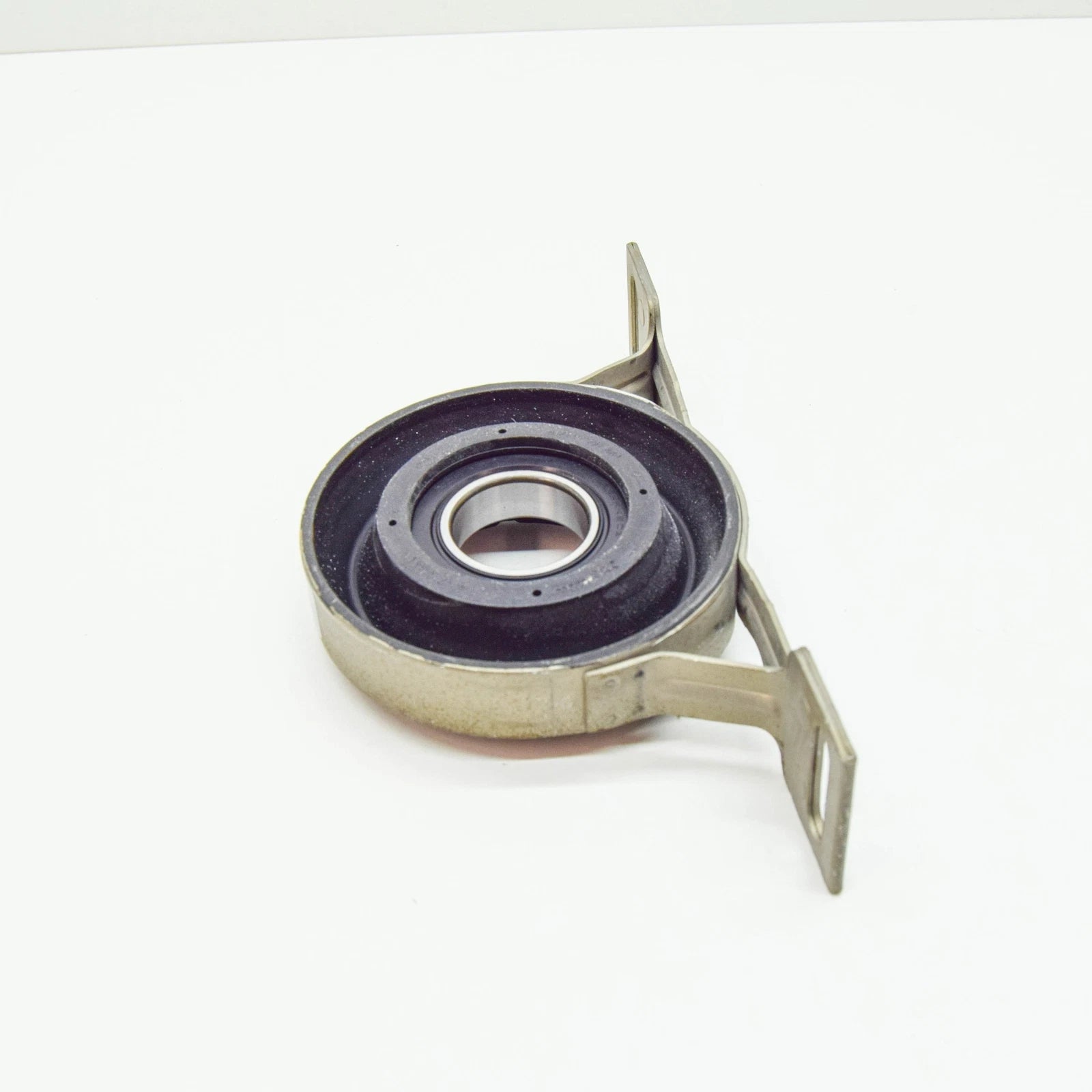 NEW BMW 5 E39 DRIVESHAFT CENTER SUPPORT BEARING 26121226731 1226731 ORIGINAL