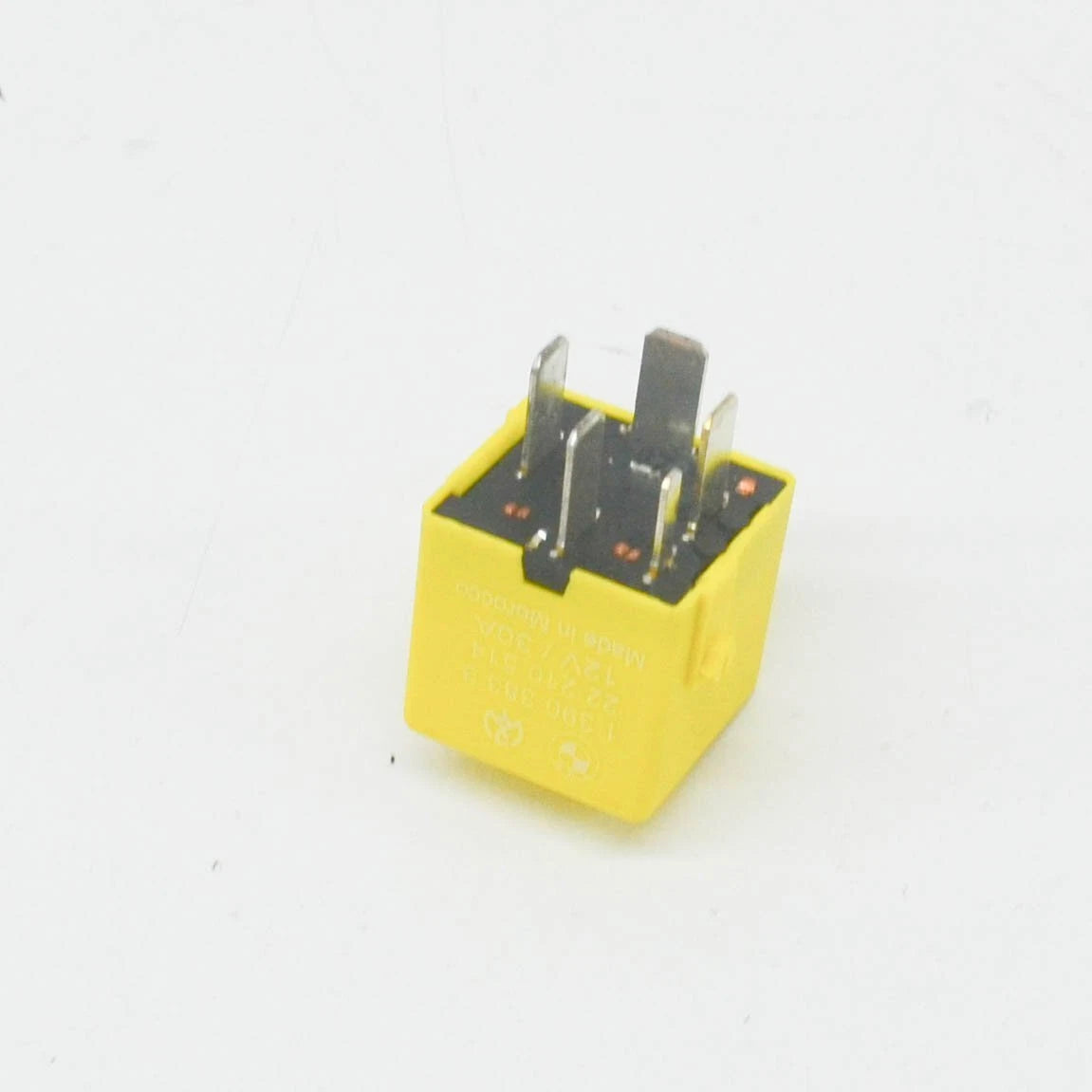 NEW BMW 5 E34 2.5TDS RELAY YELLOW 61361390383 ORIGINAL