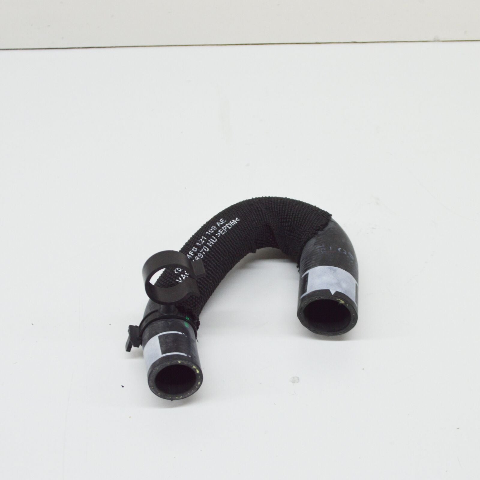 NEW AUDI A6 C6 ENGINE COOLANT WATER HOSE 4F0121109AE ORIGINAL