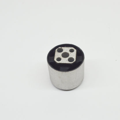 NEW AUDI Q7 4L CONTROL ARM BUSH 7L6525337 ORIGINAL