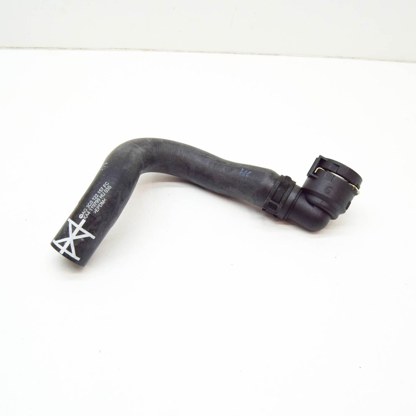 NEW AUDI A3 SPORTBACK 8P ENGINE COOLANT HOSE 3C0122157FC ORIGINAL